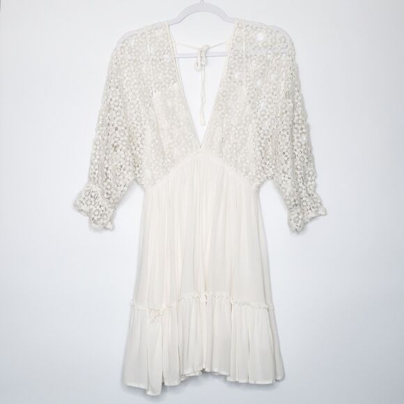 Petal & Pup Womens‎ Boho Mini Dress Size 6 White Long Sleeve Floral Eyelet Bride - Picture 1 of 11